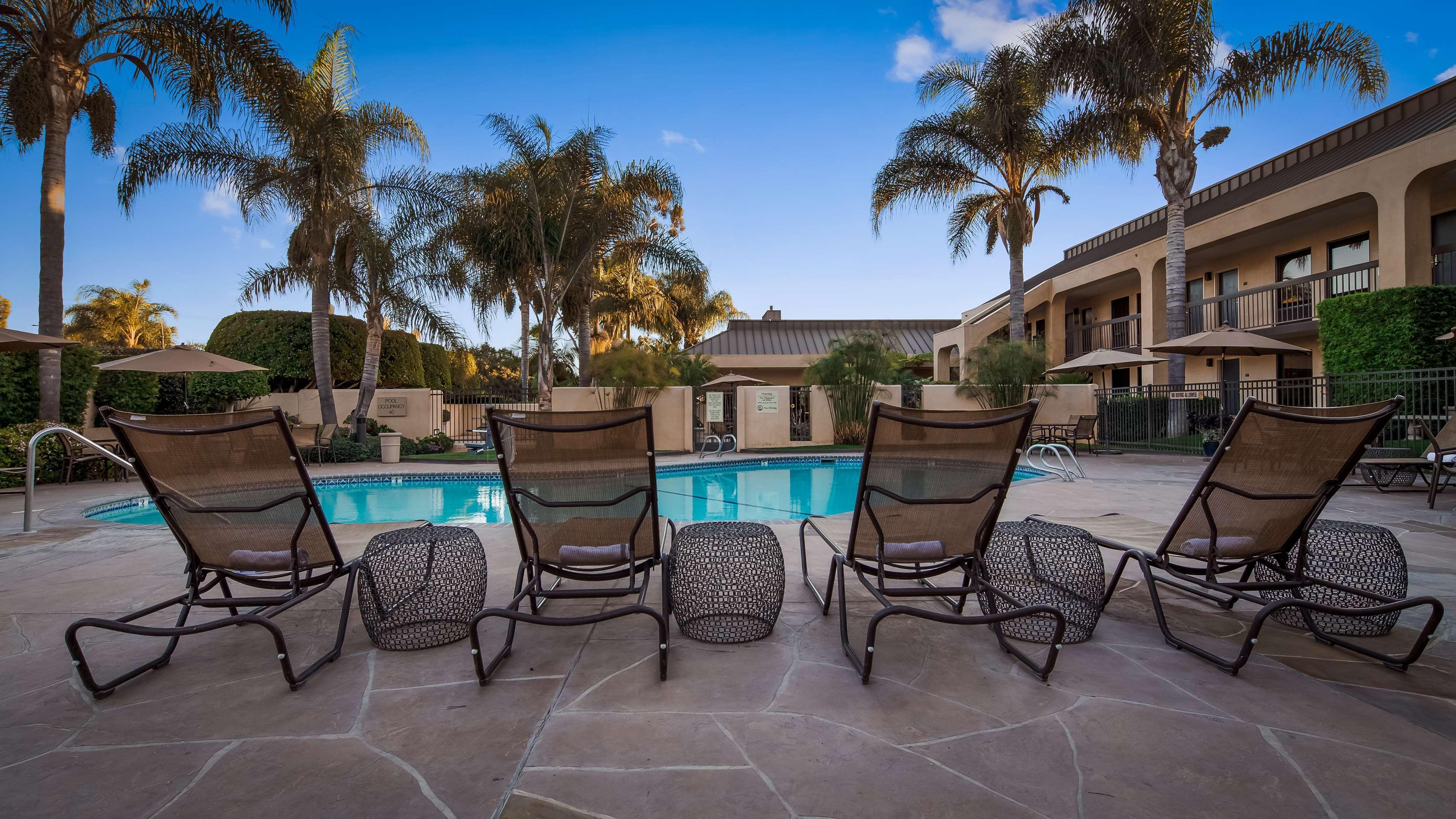 Best Western Plus South Coast Inn Goleta Exterior photo