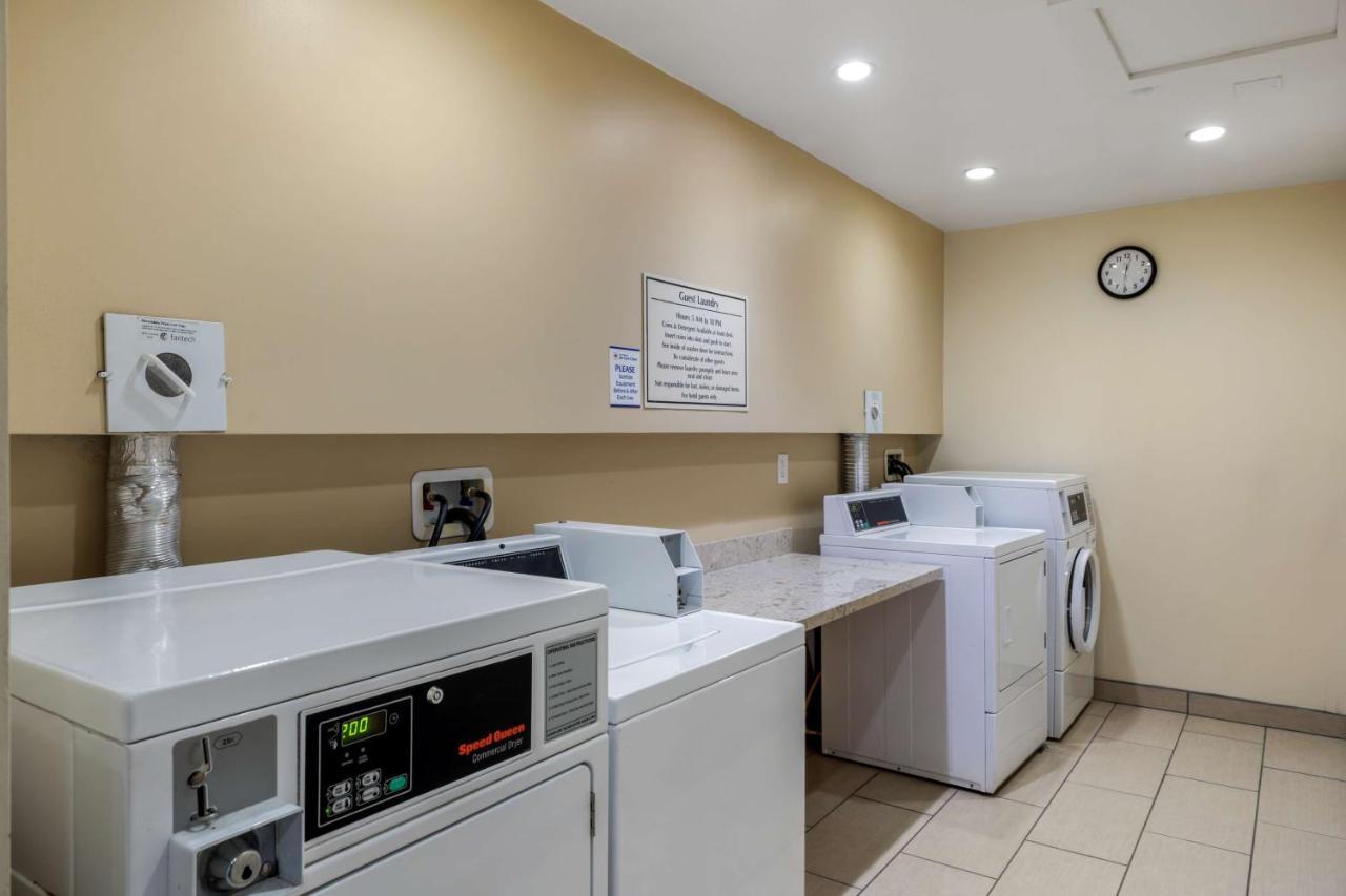 Best Western Plus South Coast Inn Goleta Exterior photo