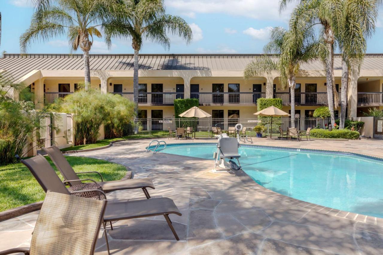 Best Western Plus South Coast Inn Goleta Exterior photo