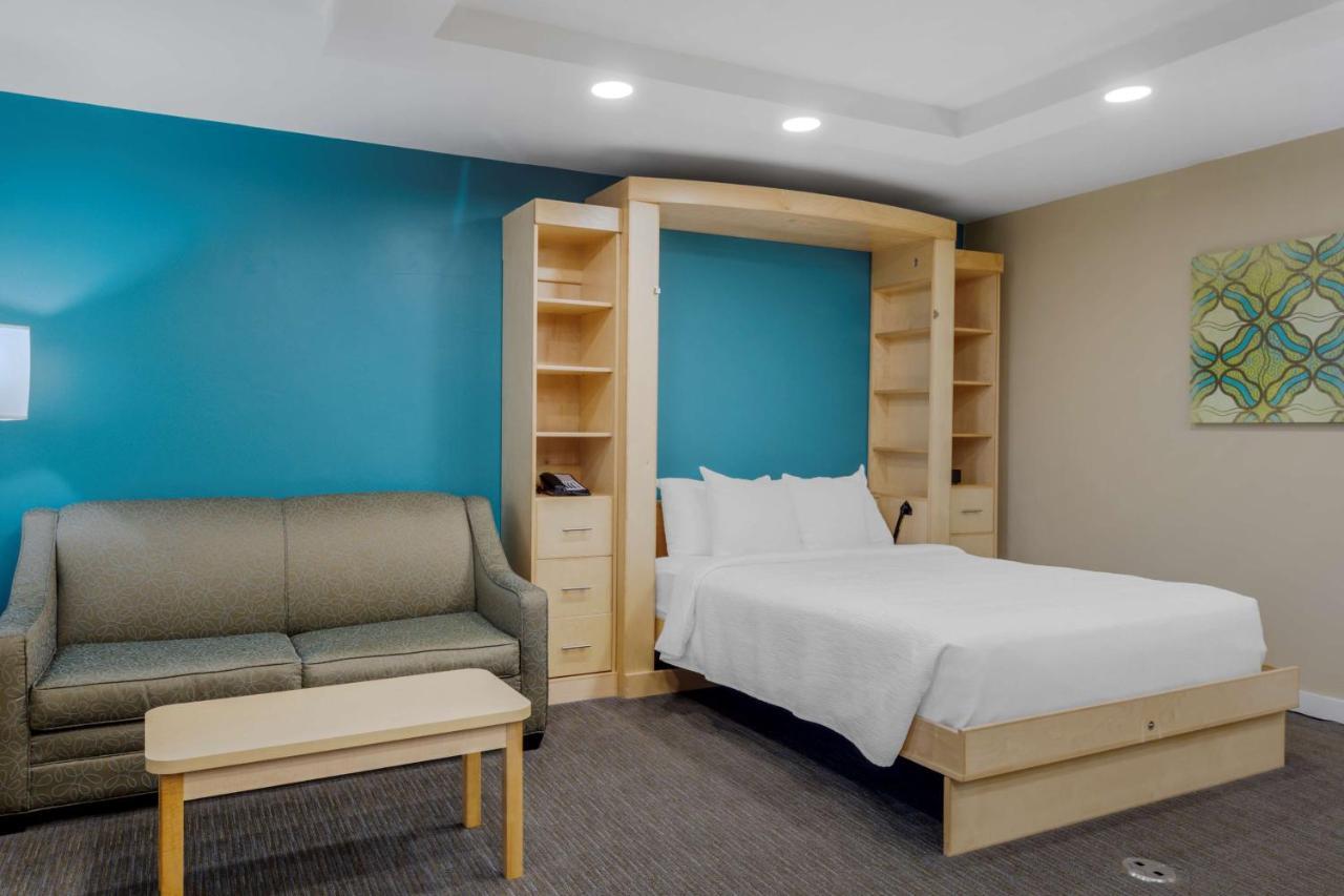 Best Western Plus South Coast Inn Goleta Exterior photo