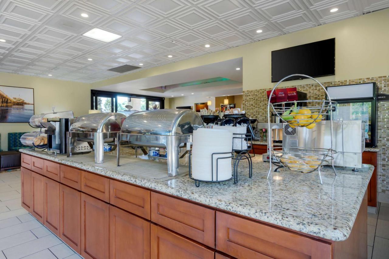 Best Western Plus South Coast Inn Goleta Exterior photo