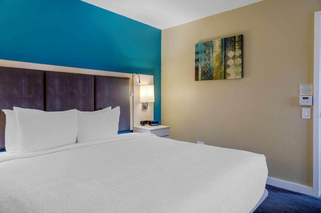 Best Western Plus South Coast Inn Goleta Exterior photo