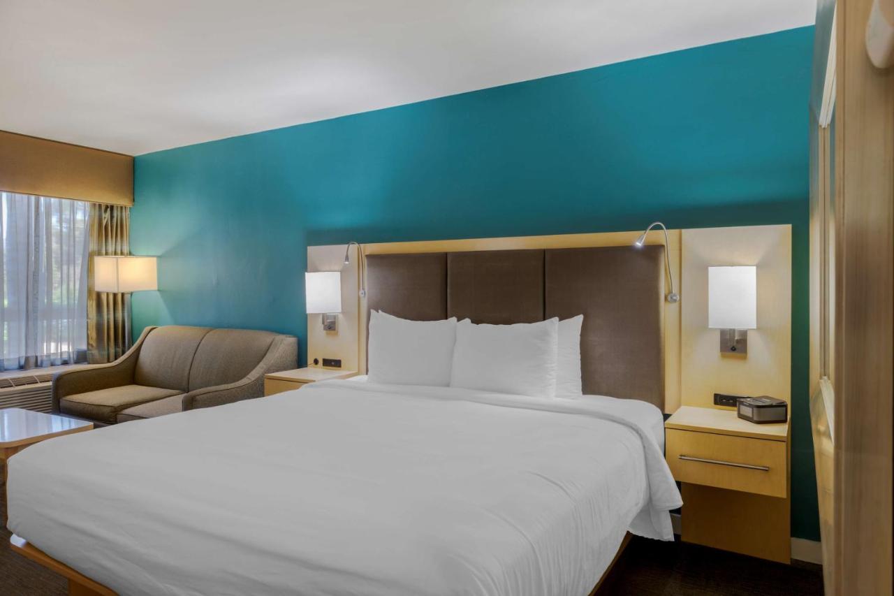 Best Western Plus South Coast Inn Goleta Exterior photo