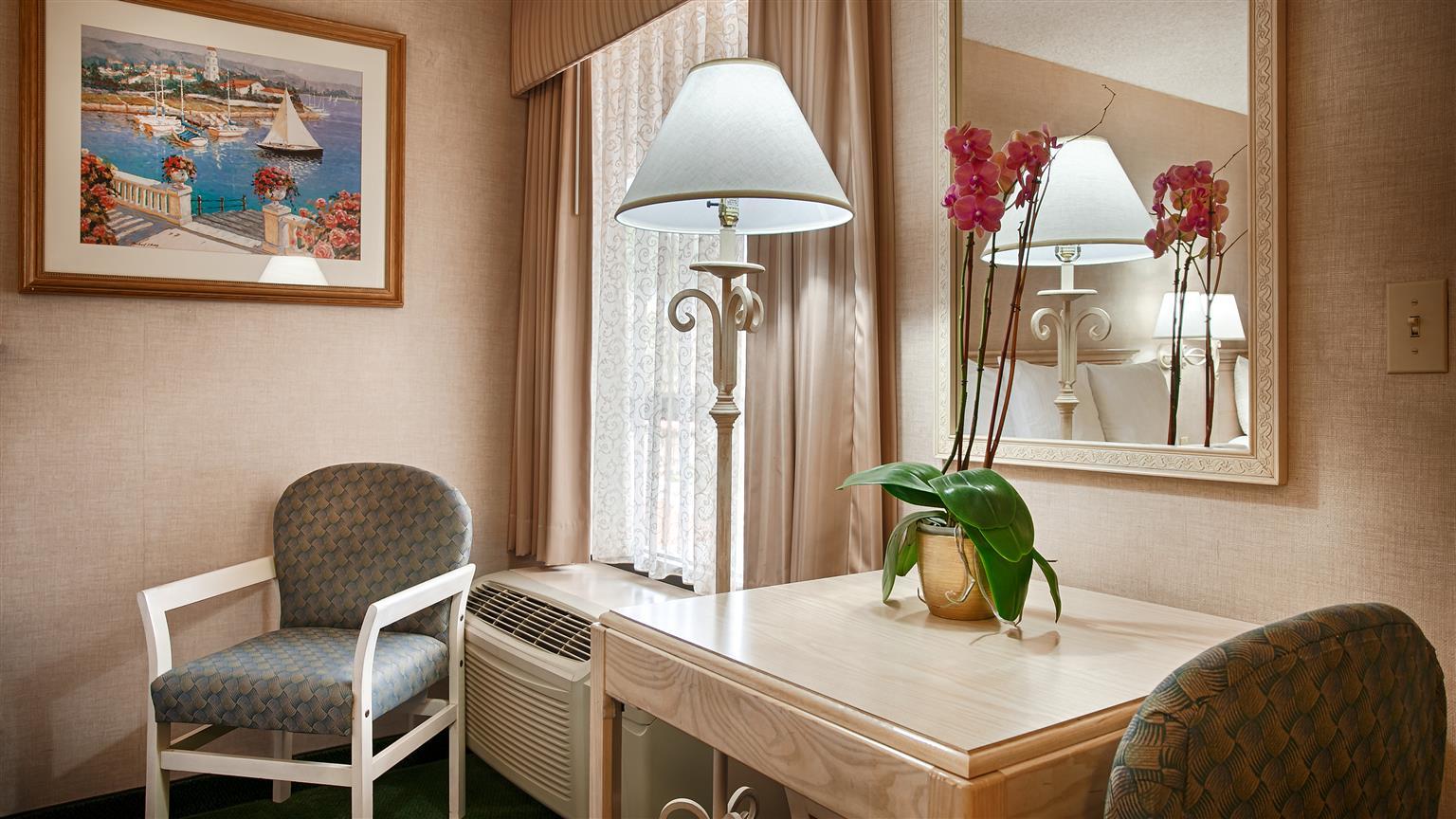 Best Western Plus South Coast Inn Goleta Exterior photo